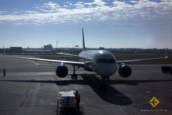 Boeing 757-200